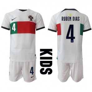 Lacne Dětský Futbalové dres Portugalsko Ruben Dias #4 MS 2022 Krátky Rukáv - Preč (+ trenírky)